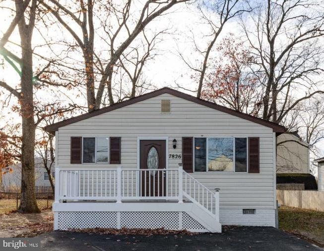 7826 E Shore Rd, Pasadena, MD 21122 - photo 1