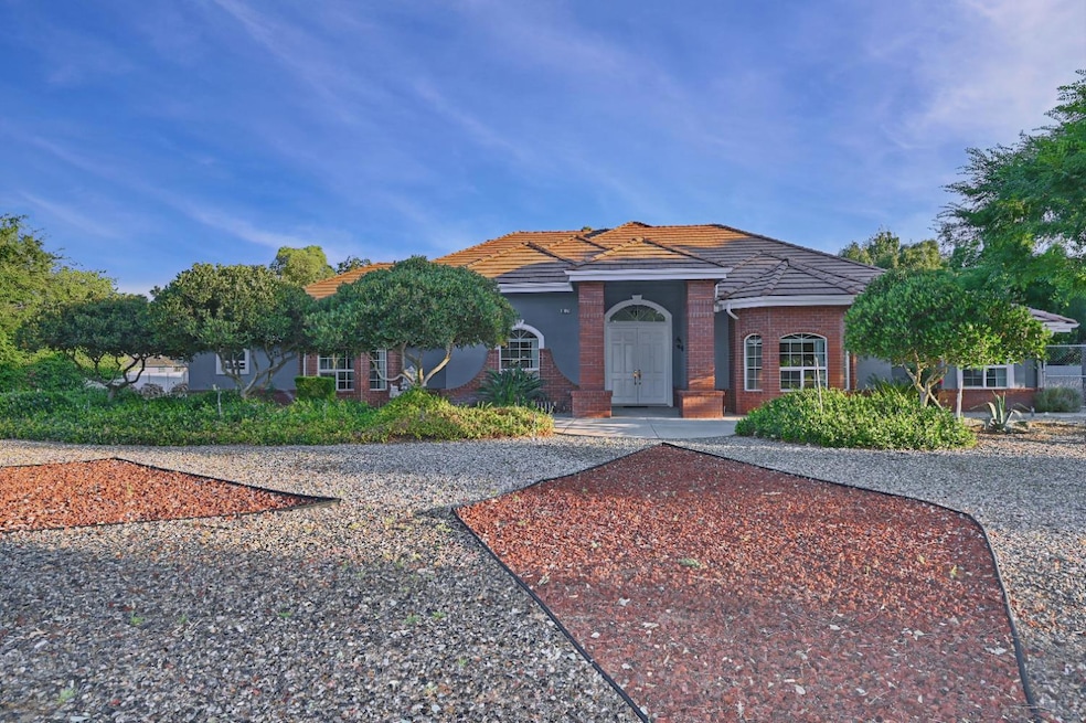 Sold $1,100,000 • Co-Listing Agent