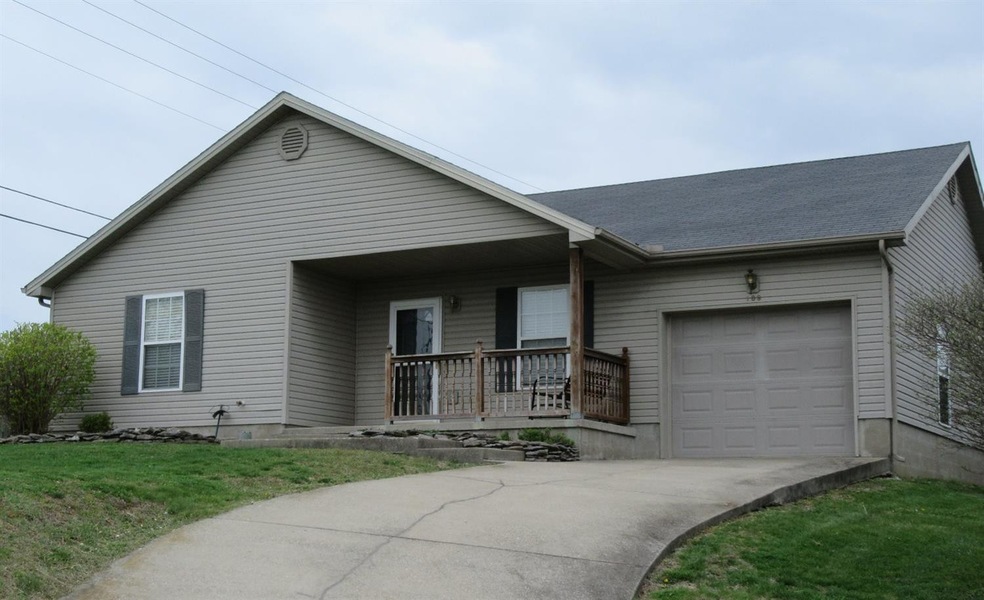 109 Saint Andrews Ct, Frankfort, KY 40601 - photo 1