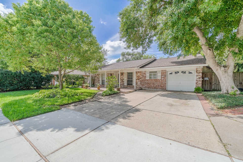 Welcome Home!
My Front Porch faces East and I have a circle Drive! :)