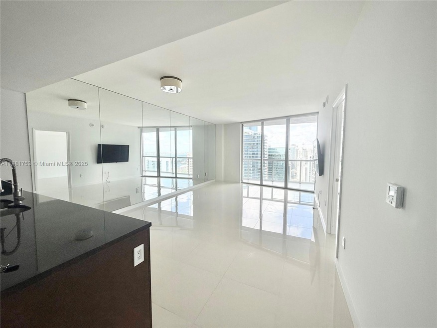 Icon Brickell Tower 1 unit 4812, Miami, FL 33131 - photo 1