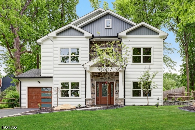 38 Crest View Hill Rd, Livingston, NJ 07039 - photo 1