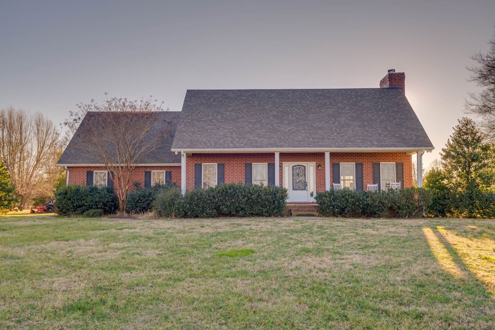 312 Charlie Russell Rd, Shelbyville, TN 37160 - photo 1