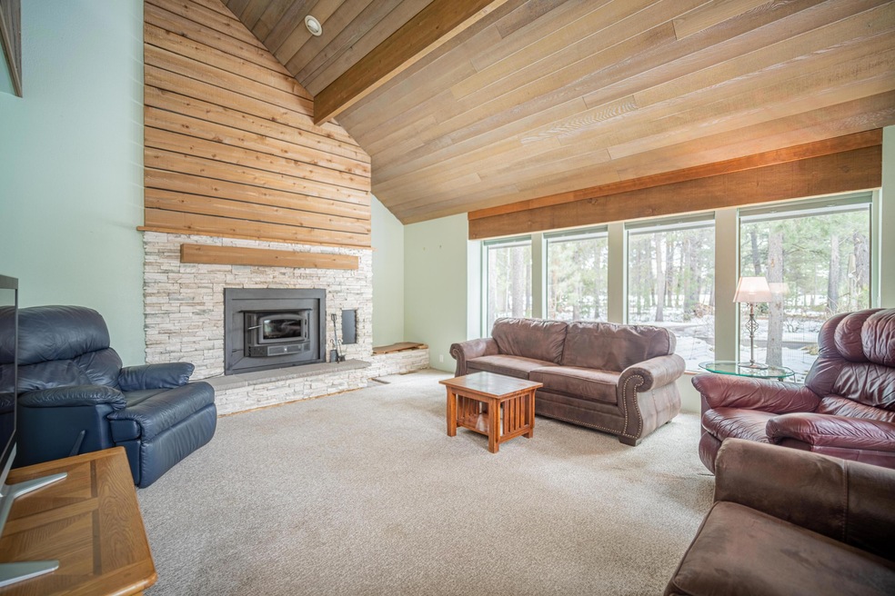 57364 Lost Ln, Sunriver, OR 97707 - photo 1