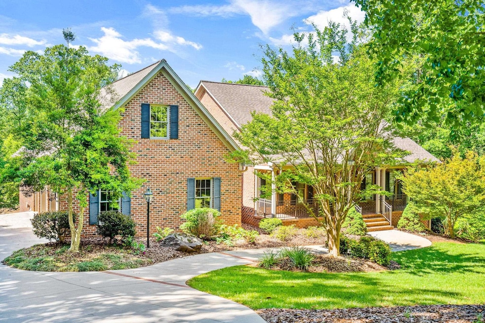 2552 Fox Ridge Rd, Asheboro, NC 27205 - photo 1