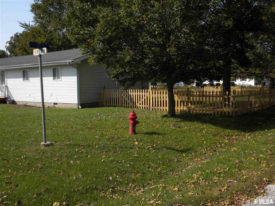 831 S Plum St, Virginia, IL 62691 - photo 1