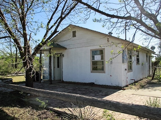 11002 Twin Lakes Ln, San Angelo, TX 76904 - photo 1