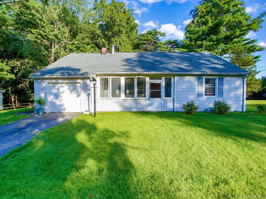 16 Martin St, Pine Bush, NY 12566 - photo 1