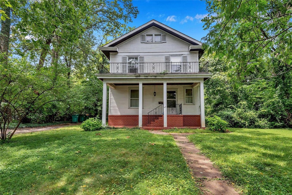 Welcome to 47 Summit... Double lot 100' x 242' deep. Picturesque 1/2 acre setting!