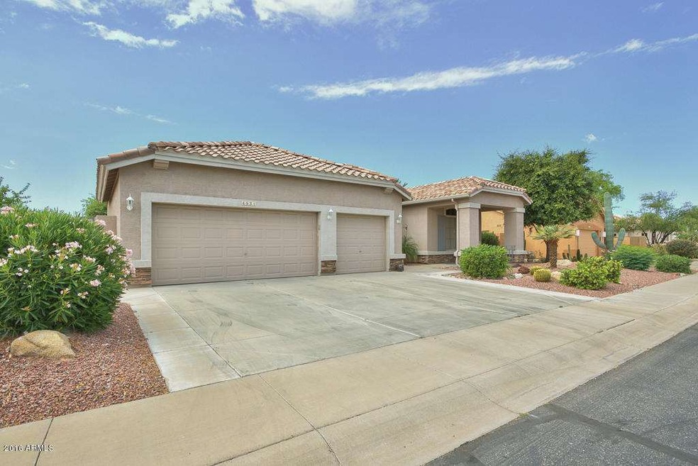 4531 E Walnut Rd, Gilbert, AZ 85298 - photo 1