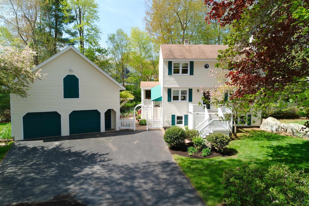 Opportunity knocks just over a mile to the beach!