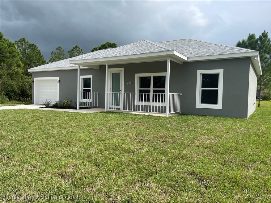 233 Blue Moon Ave, Lake Placid, FL 33852 - photo 1