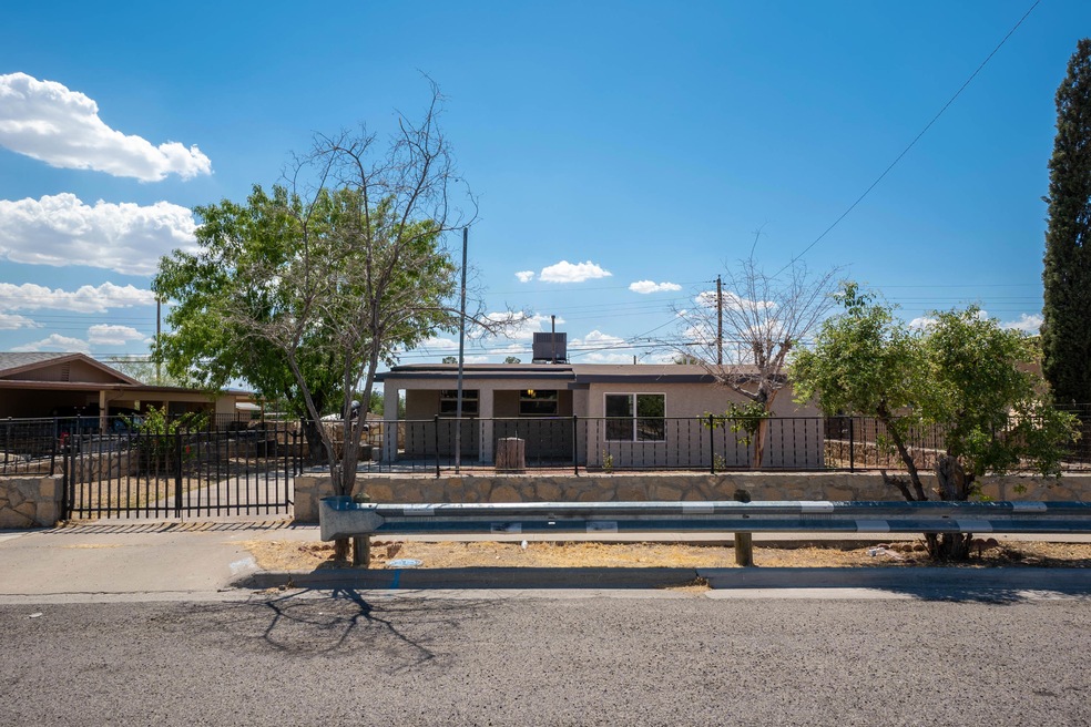 629 La Paz Dr, El Paso, TX 79915 - photo 1