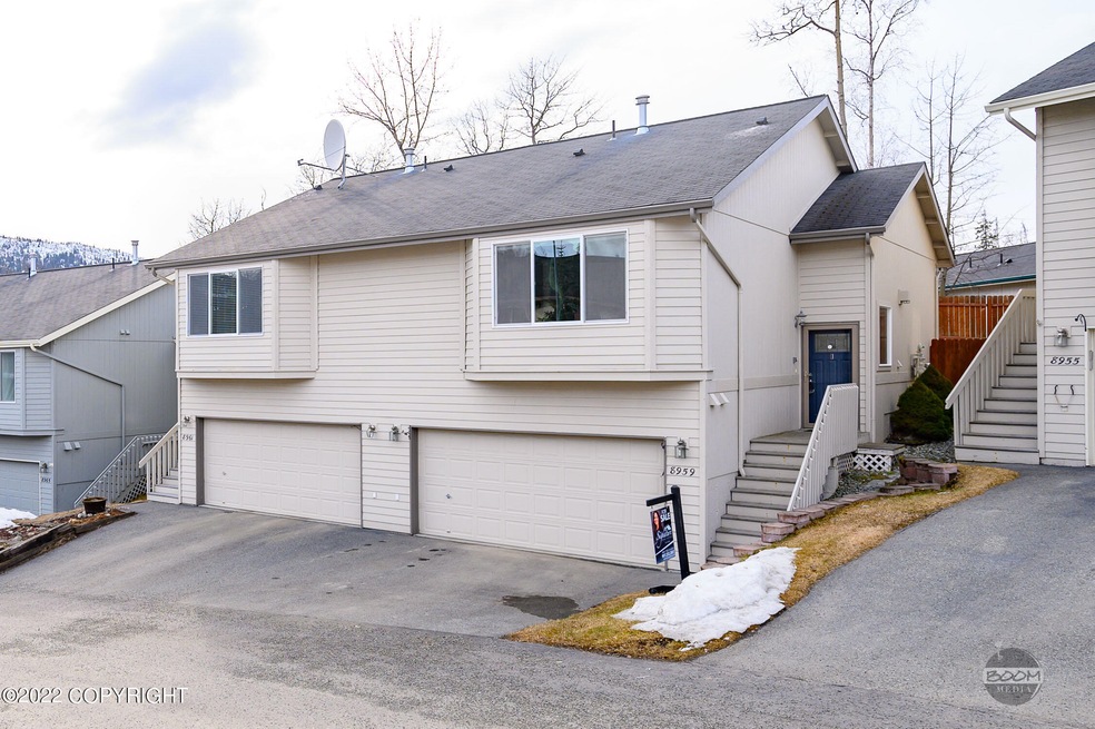 8959 Eagle Place