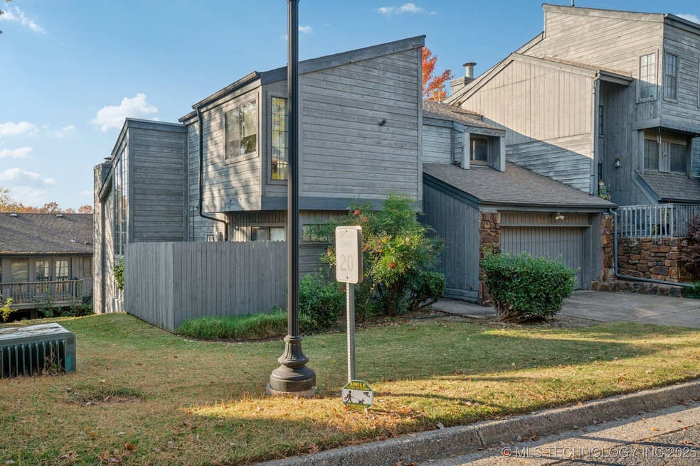 7432 S Winston Place unit 701, Tulsa, OK 74136 - photo 1