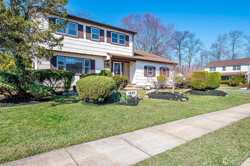 1045 Ellis Pkwy, Edison, NJ 08820 - photo 1