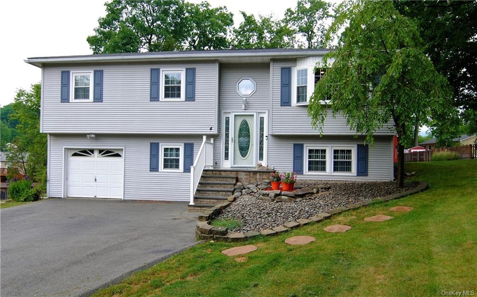 4 Fillmore Ct, Highland Mills, NY 10930 - photo 1