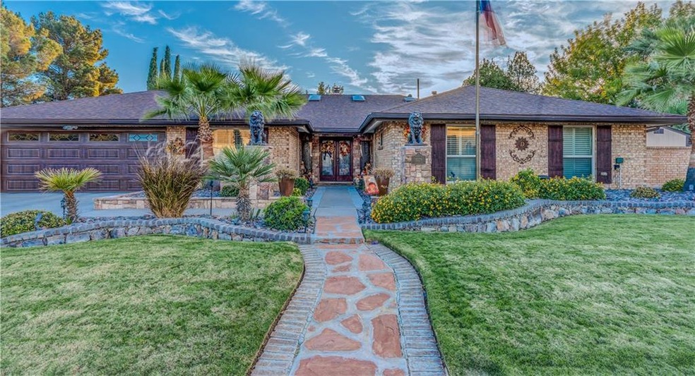 11228 Leo Collins Dr, El Paso, TX 79936 - photo 1