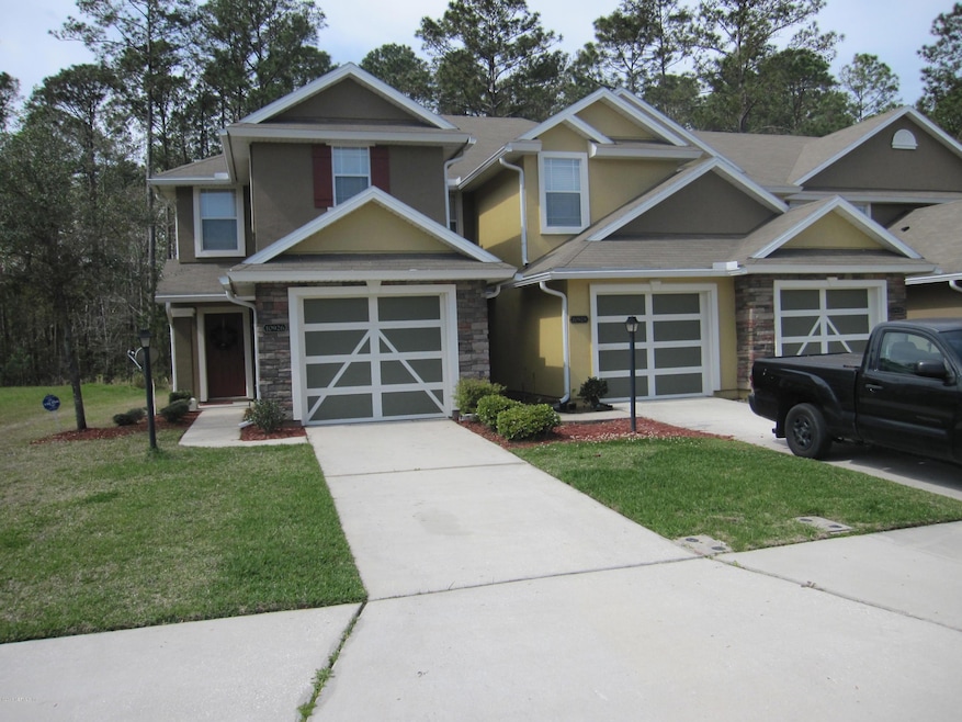 10928 Hidden Haven Ct, Jacksonville, FL 32218 - photo 1