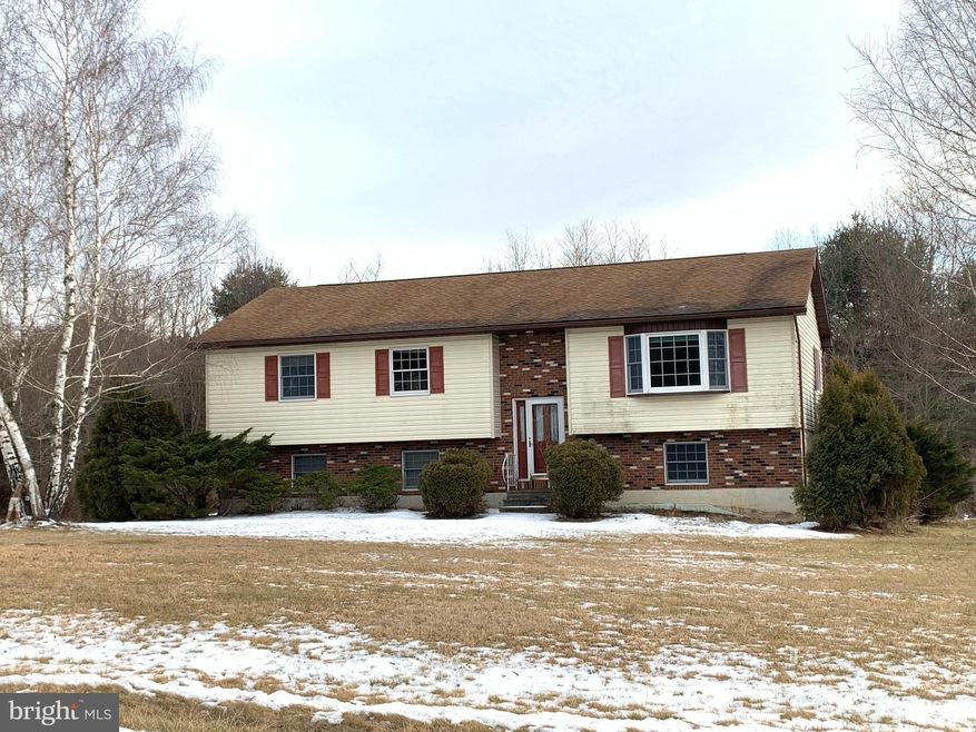 80 Fresh Meadow Dr, Lehighton, PA 18235 - photo 1