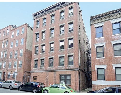 57-59 Charter St unit 57-59, Boston, MA 02113 - photo 1