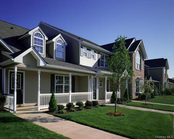 13 Village Green Dr unit 13, Port Jefferson Station, NY 11776 - photo 1