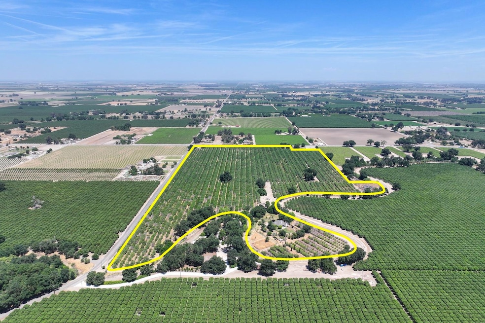 9415 21st Aly, Lemoore, CA 93245 - photo 1