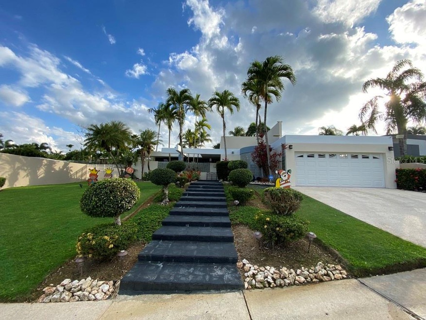 St. Pedro San Pedro Ave unit B-10, Caguas, PR 00725 - photo 1