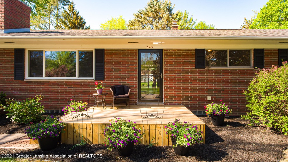 6174PickettsWay04