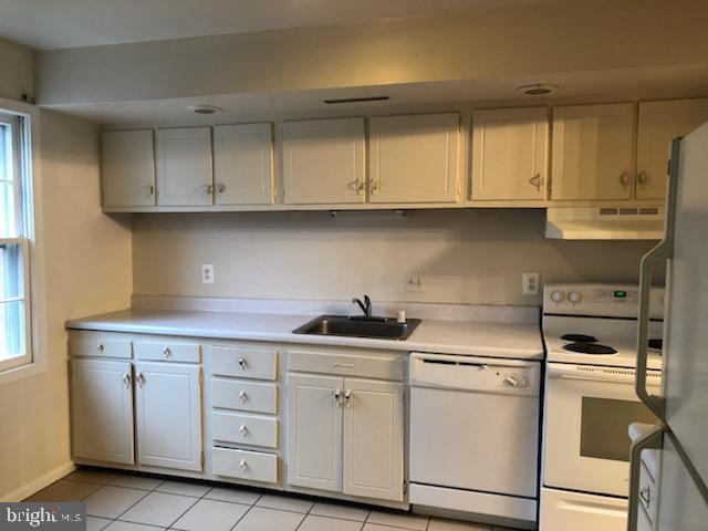 2928 Wetherburn Ct, Woodbridge, VA 22191 - photo 1