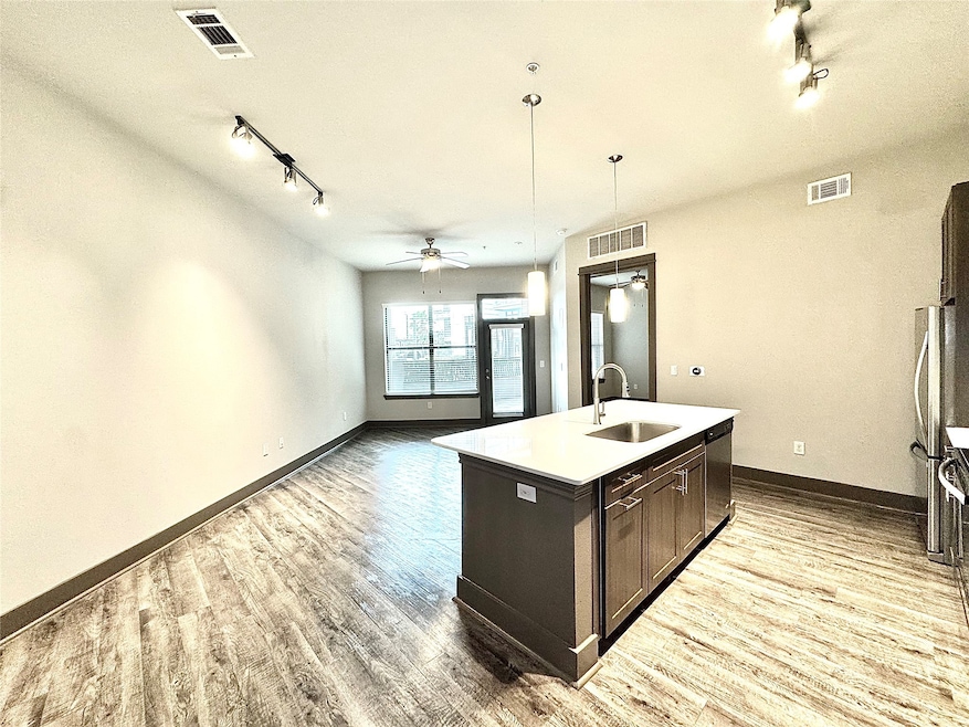 5454 Washington Ave unit 3314, Houston, TX 77007 - photo 1