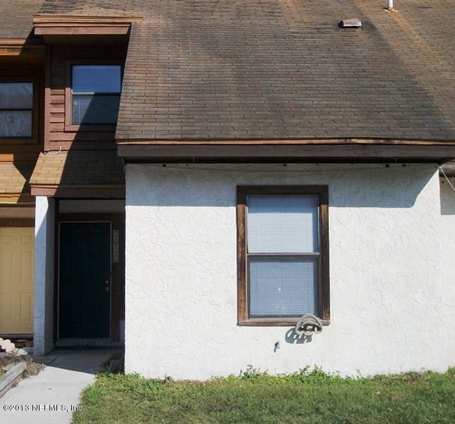 7615 Melissa Ct N, Jacksonville, FL 32210 - photo 1