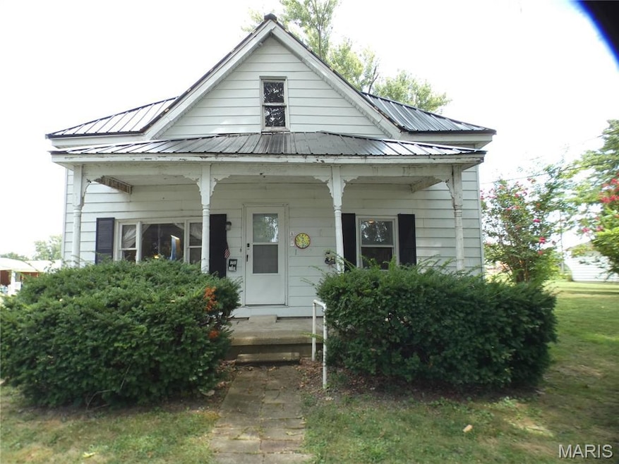 809 S Euclid Ave, Marissa, IL 62257 - photo 1