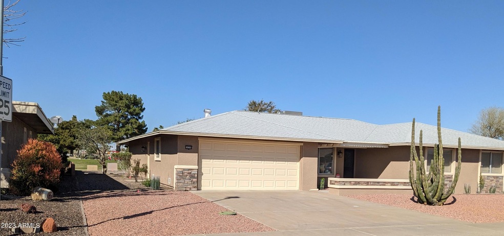 10208 W Brookside Drive