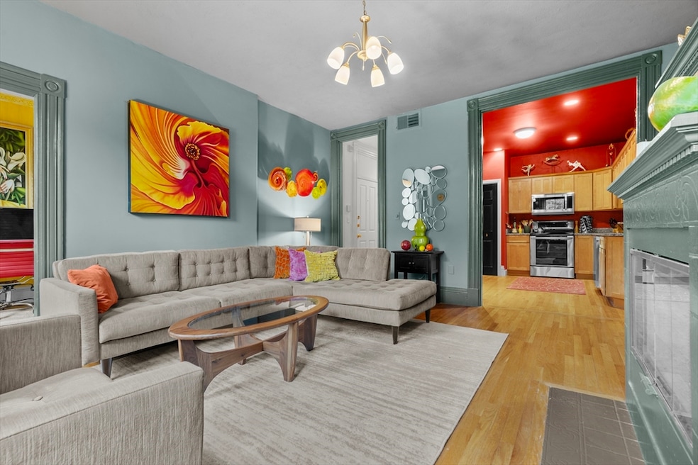 274-276A Shawmut Ave unit 3, Boston, MA 02118 - photo 1