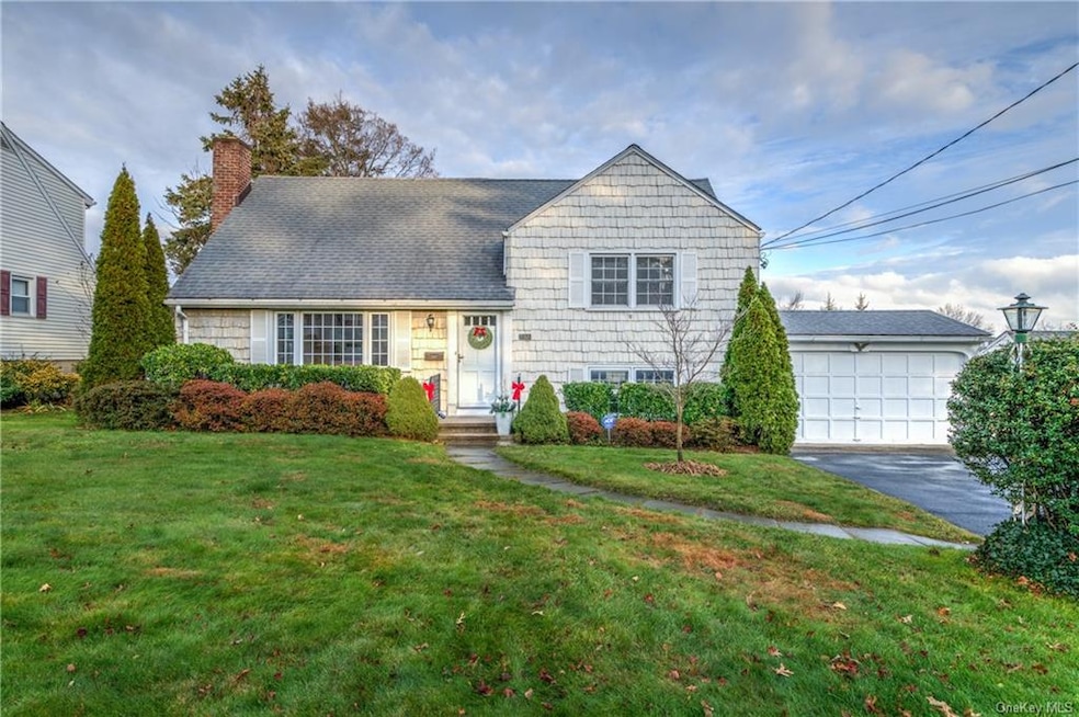 55 Tower Hill Dr, Port Chester, NY 10573 - photo 1