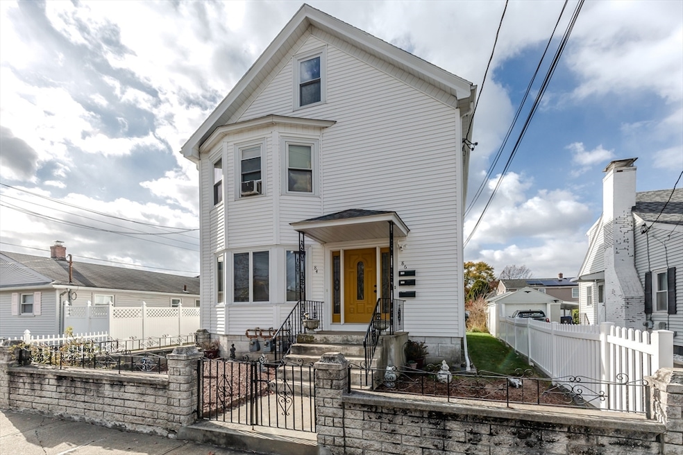 84 Bellevue Ave, Pawtucket, RI 02861 - photo 1