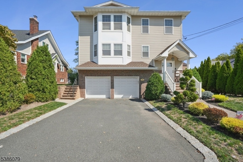 38 Centre St unit 2, Nutley, NJ 07110 - photo 1