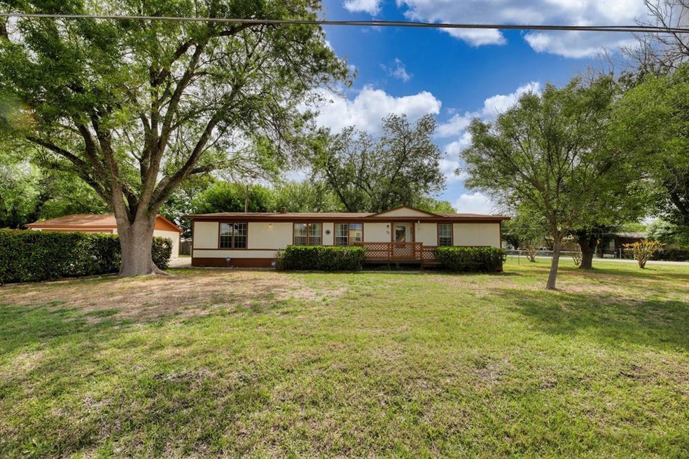 101 Red Bird Trail, Kyle, TX 78640 - photo 1