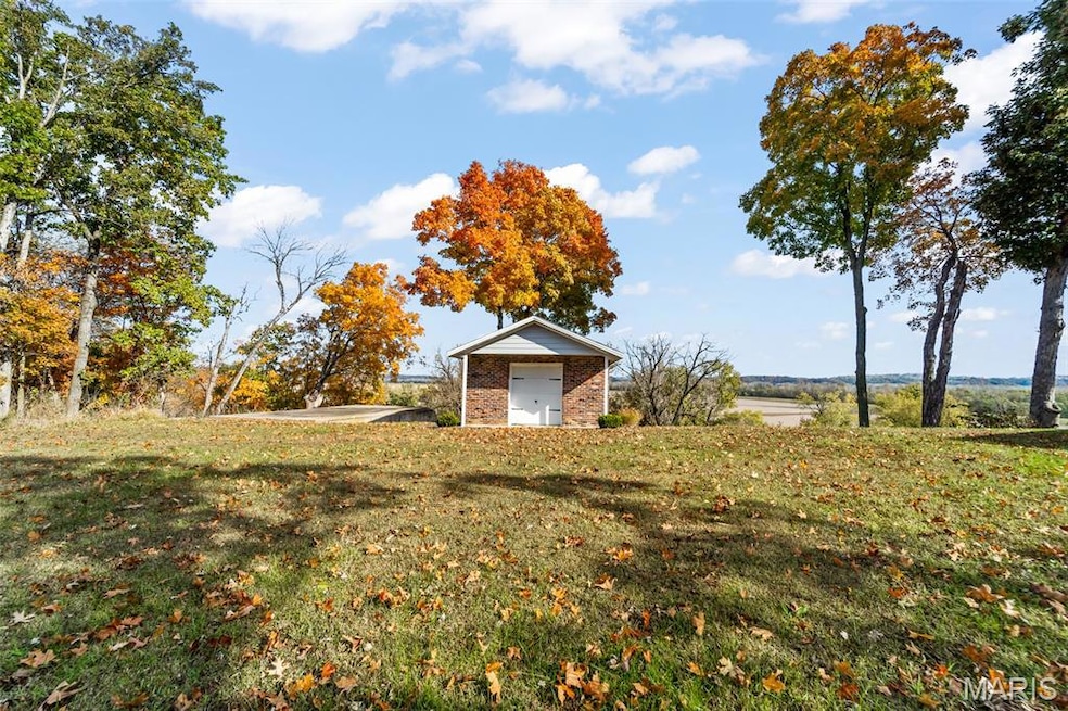 920 Boonville Rd, Jefferson City, MO 65109 - photo 1