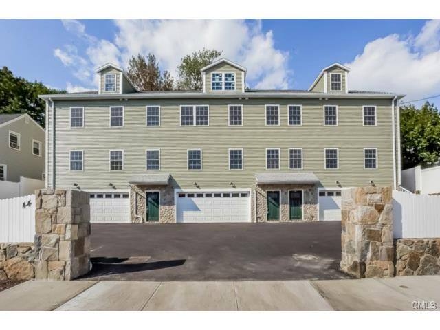 44 Raymond St unit C, Stamford, CT 06902 - photo 1