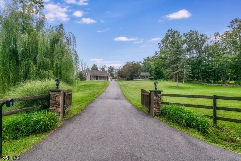 168 Clove Rd, Sussex, NJ 07461 - photo 1