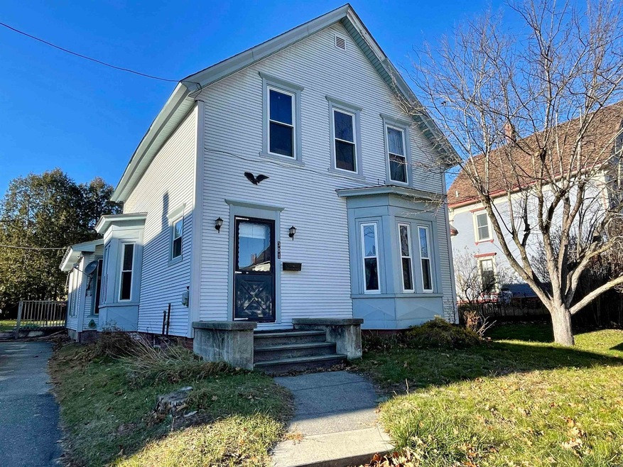 301 Spring St, Saint Johnsbury, VT 05819 - photo 1