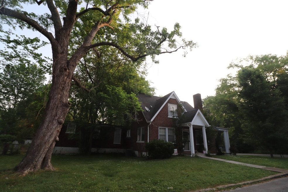 1 Academy Ct, Columbia, TN 38401 - photo 1