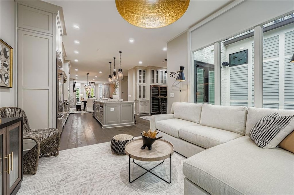 Under Contract $1,695,000