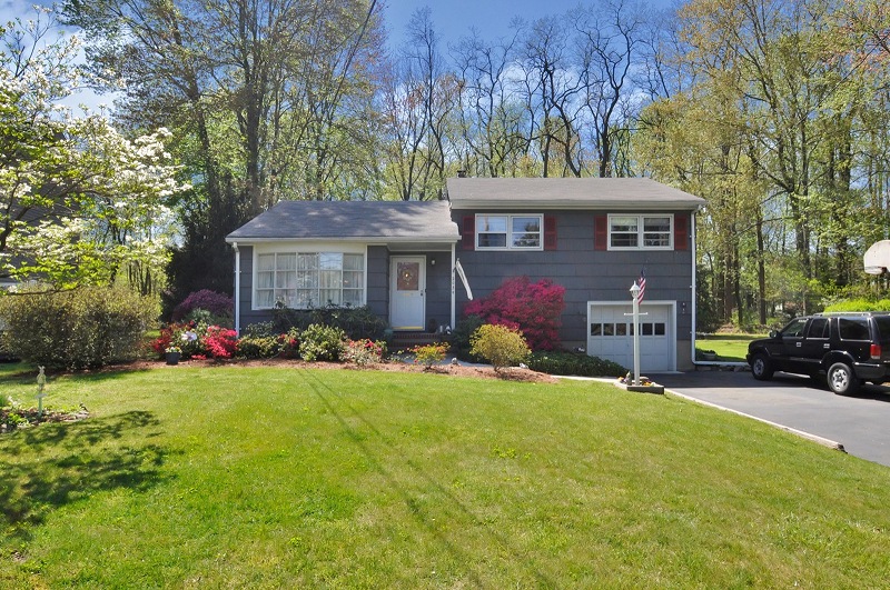 2034 Lake Ave, Scotch Plains, NJ 07076 - photo 1