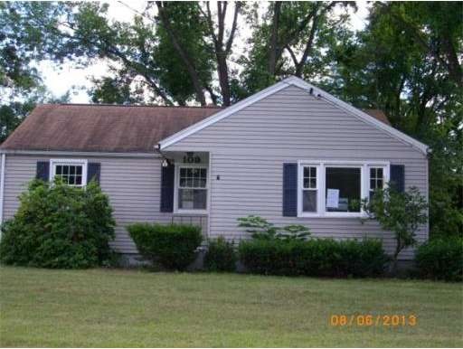 109 Cheyenne Rd, Springfield, MA 01109 - photo 1