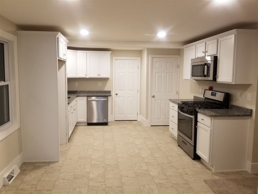 37 Riverside Ave, Hudson, NH 03051 - photo 1