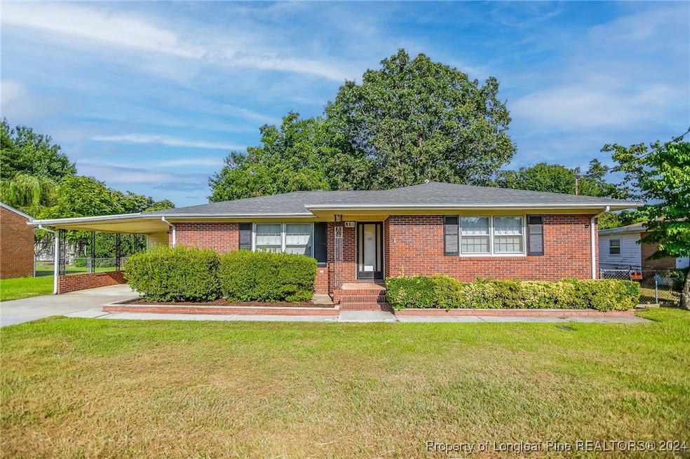 801 Glensford Dr, Fayetteville, NC 28314 - photo 1