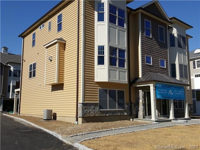 55 Grassy Plain St unit B5, Bethel, CT 06801 - photo 1